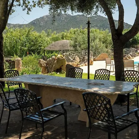 Ampia Con Piscina E Vista Per 12 Persone * أولبيا