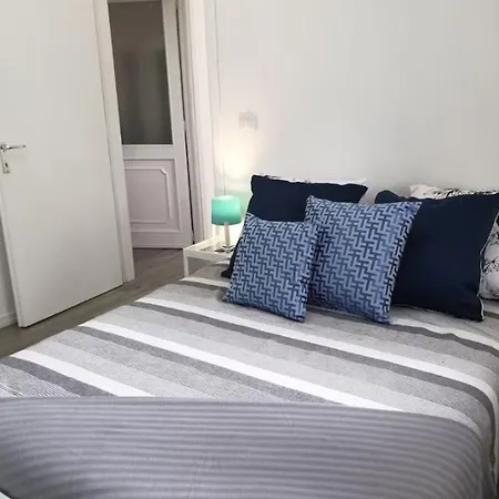 Ampia Con Piscina E Vista Per 12 Persone أولبيا